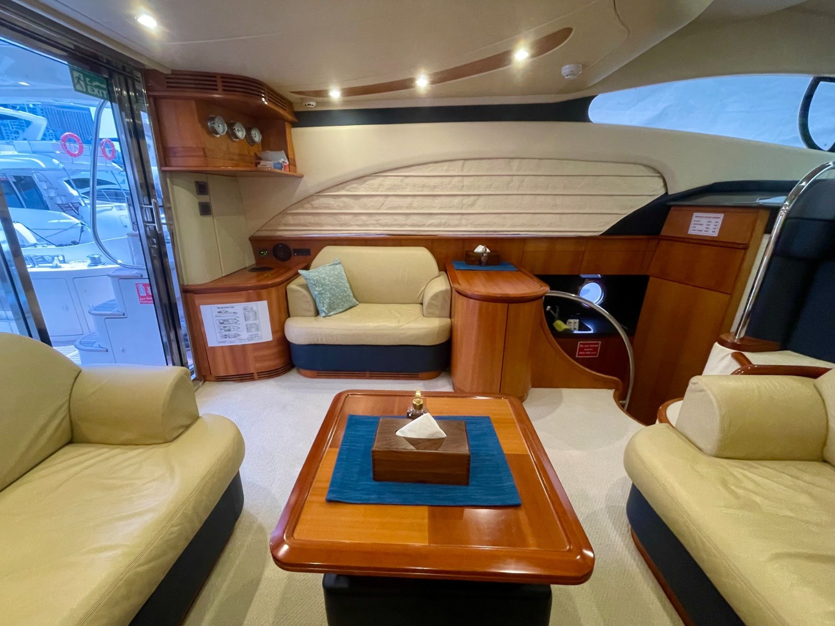 Photo 7 of Azimut Grand Crew