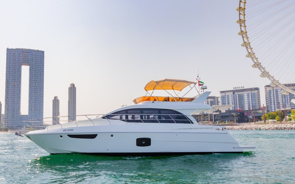 Sky Walker Ace yacht in Dubai