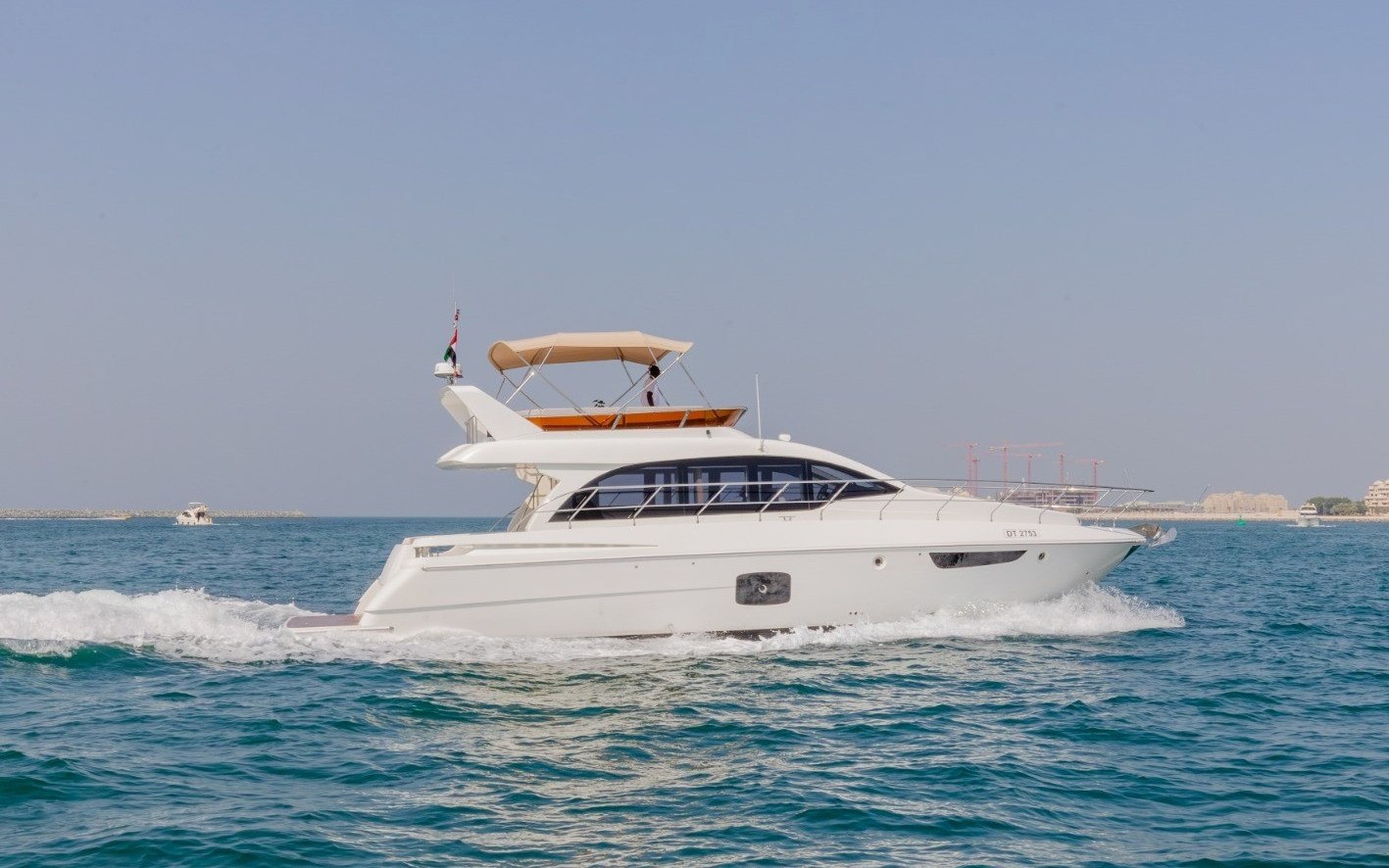 Sky Walker Zia yacht in Dubai