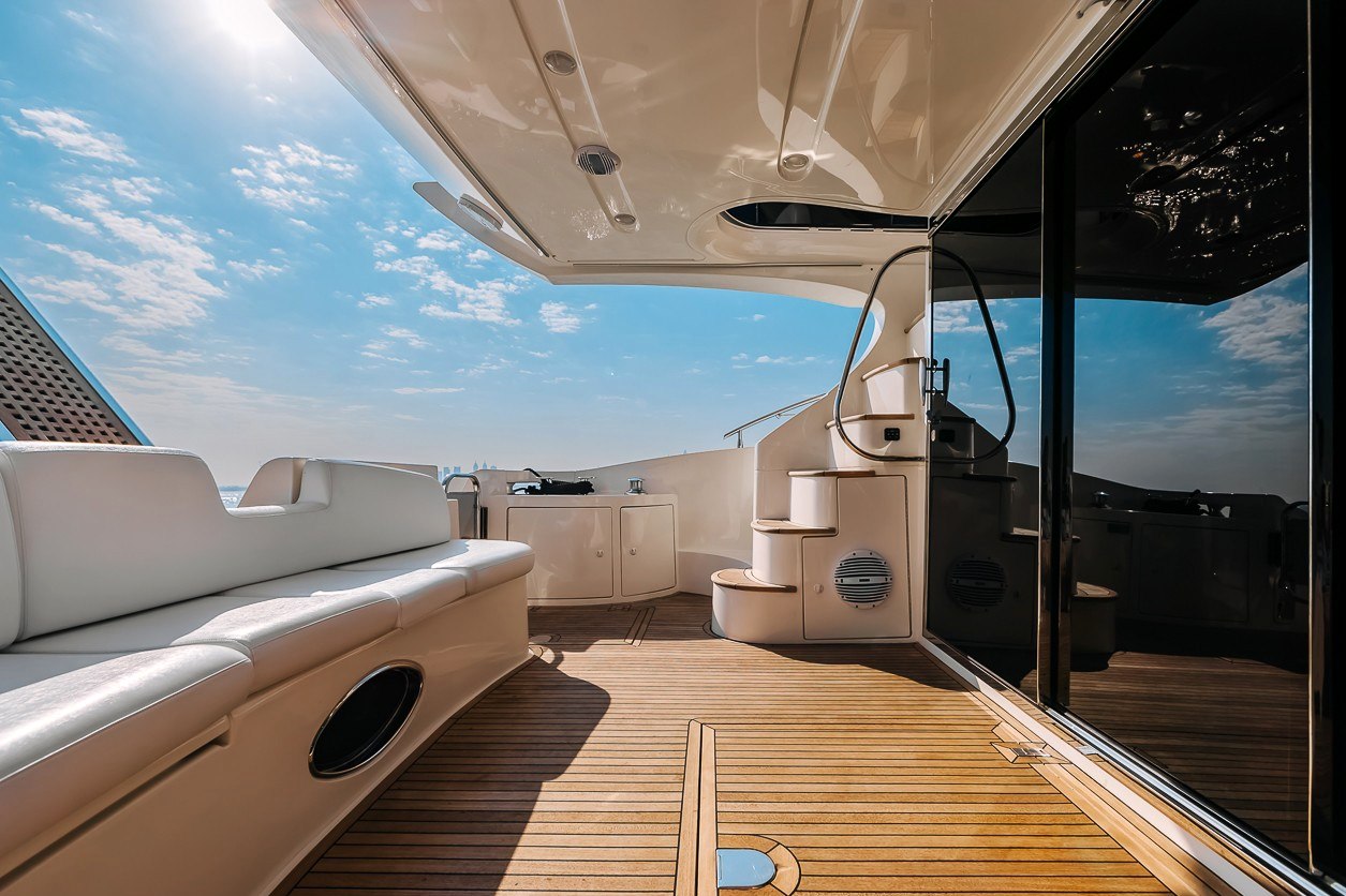 Photo 7 of Azimut Candy
