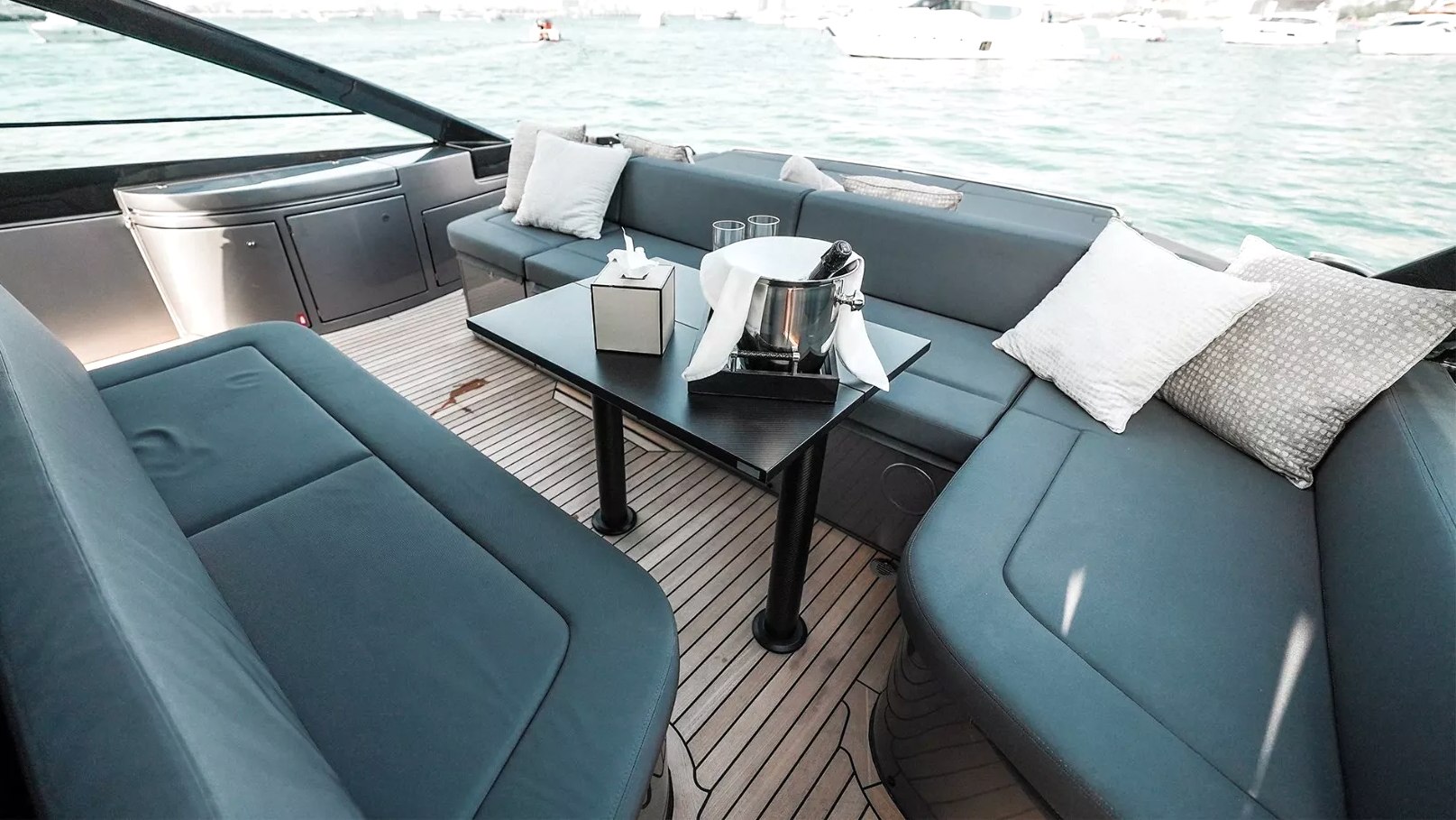 Photo 3 of Pershing 5X Shark Grey