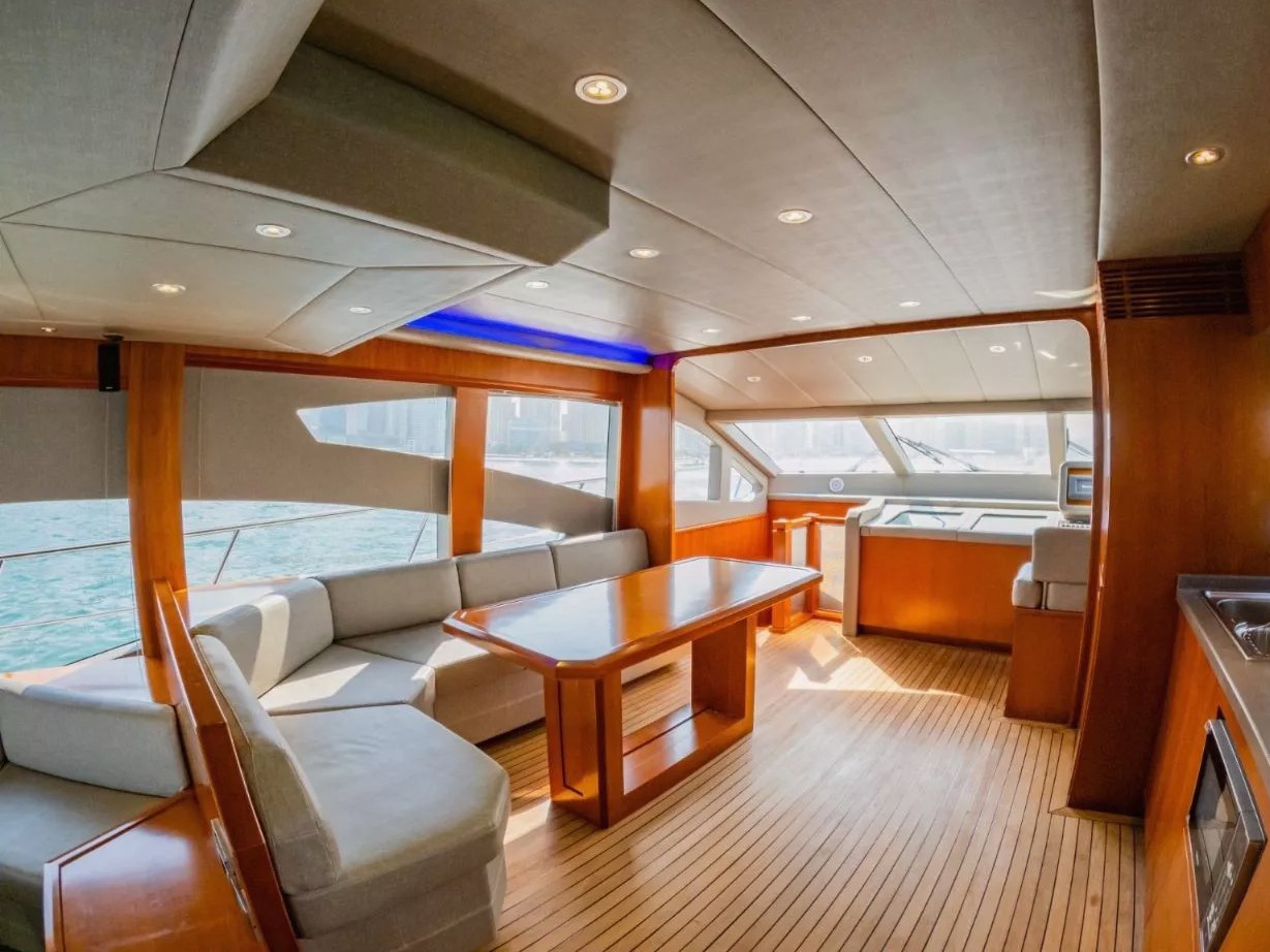 Photo 7 of Azimut Lana