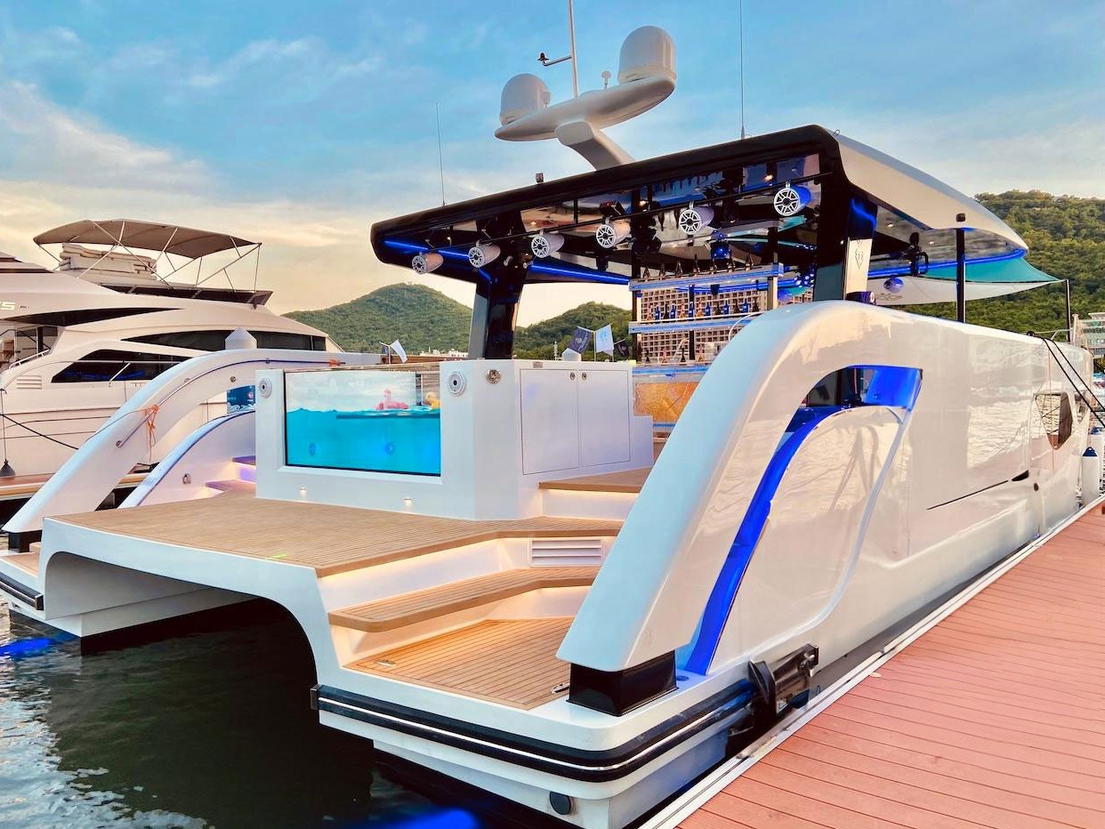 Photo 7 of Catamaran Ozone