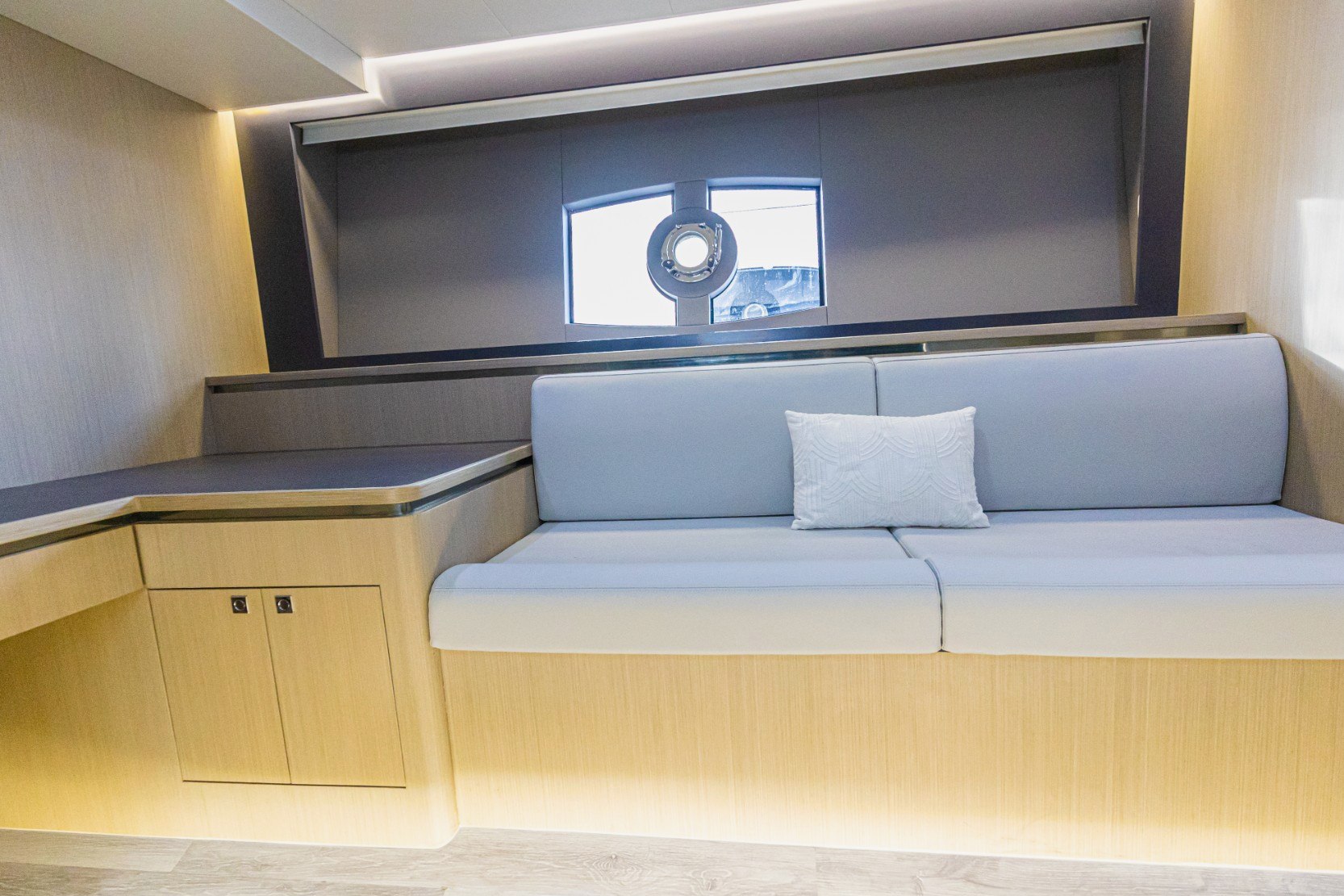 Photo 4 of Sky Walker Axa
