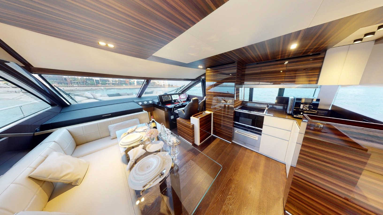 Photo 7 of Ferretti 67 ft